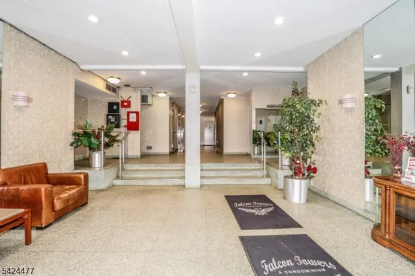 276 Prospect St #4D, East Orange City, NJ 07017