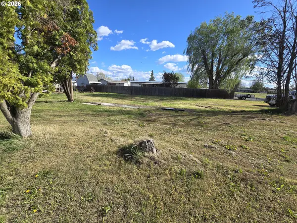 525 E Harding AVE, Stanfield, OR 97875