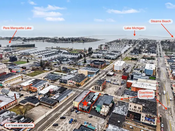 121 & 125 S James ST, Ludington, MI 49431