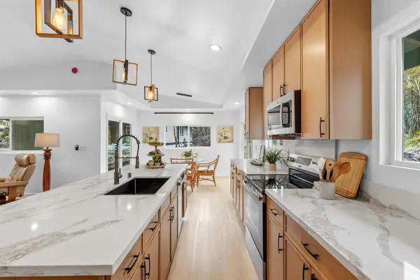 11-3290 MOKUNA ST, Volcano, HI 96785