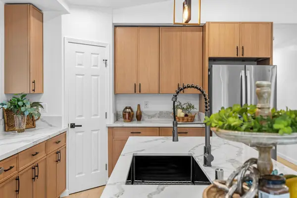 11-3290 MOKUNA ST, Volcano, HI 96785