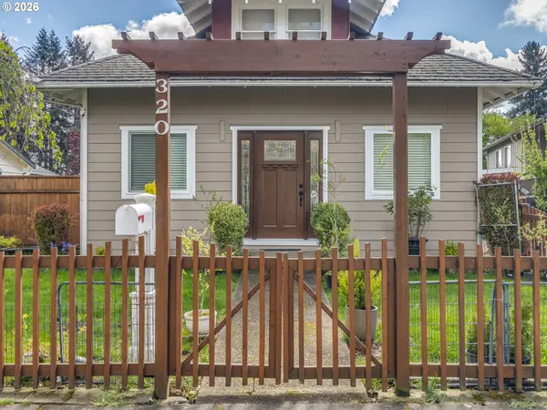 320 GATCH ST, Woodburn, OR 97071