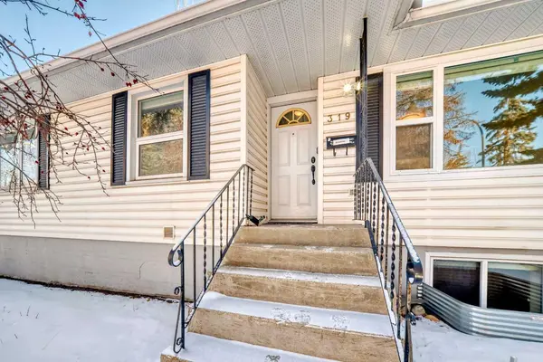 319 45 AVE SW, Calgary, AB T2S 1B3