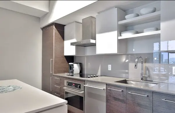 1030 King ST W #933, Toronto C01, ON M6K 0B4