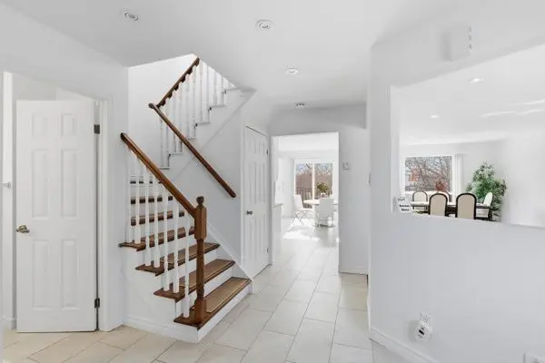 115 Coles AVE, Vaughan, ON L4L 1L8