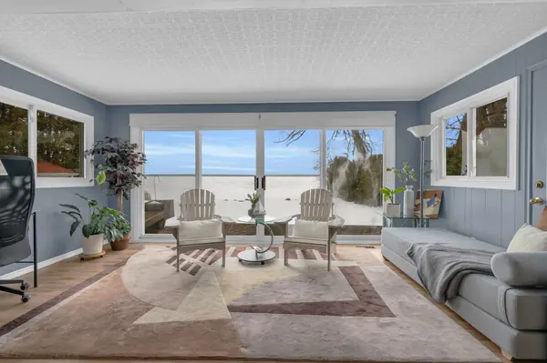 561 Duclos Point RD, Georgina, ON L0E 1N0