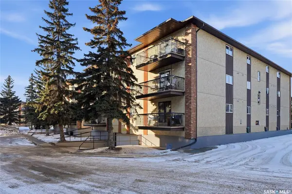 3130 Louise STREET #206, Saskatoon, SK S7J 3L8