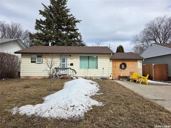 2217 Wiggins AVENUE S, Saskatoon, SK S7J 1W6