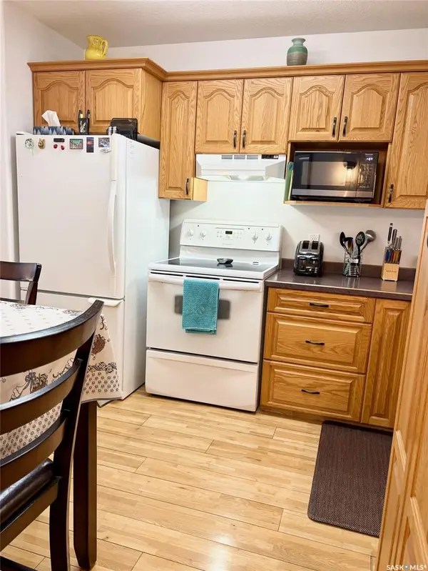 30 Russell DRIVE #102, Yorkton, SK S3N 3W2