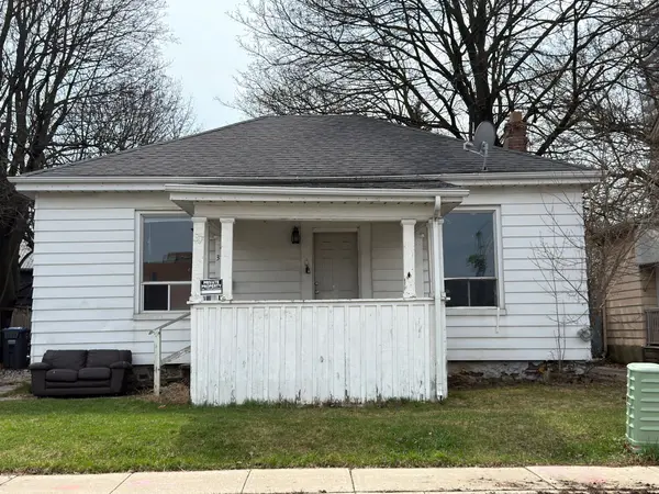 37 Elizabeth ST N, Brampton, ON L6X 1S3