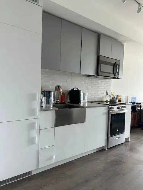 270 Dufferin ST #1220, Toronto W01, ON M6K 0H8