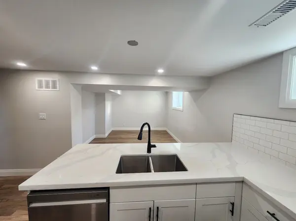 366 Upper Ottawa ST #BSMT, Hamilton, ON L8T 3S8