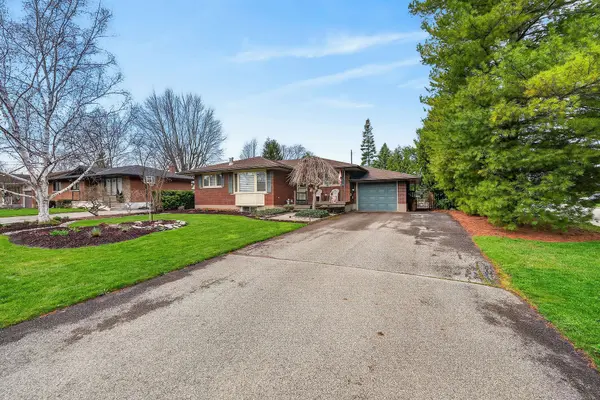 17 Henry ST, Niagara-on-the-lake, ON L0S 1T0