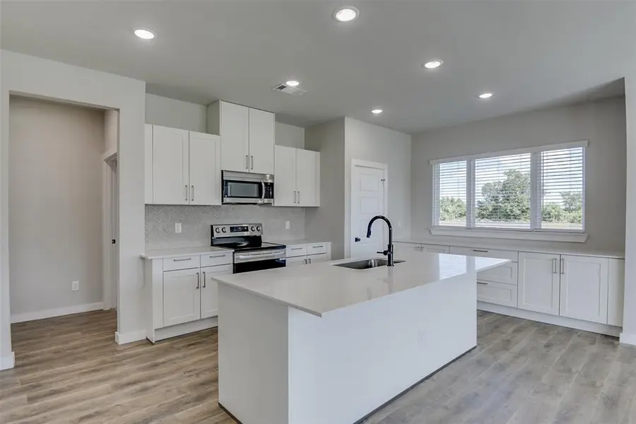 3830 Clovis Street, Midlothian, TX 76065