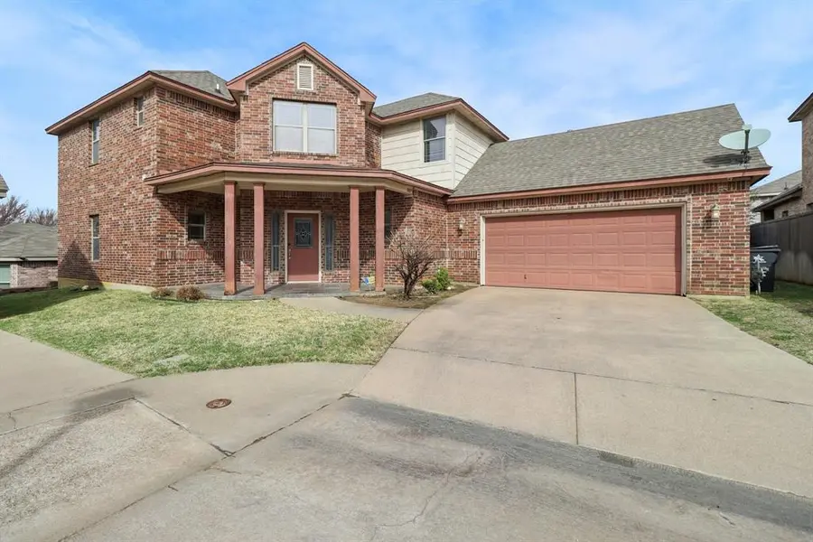 5107 Chesterfield Place, Arlington, TX 76017