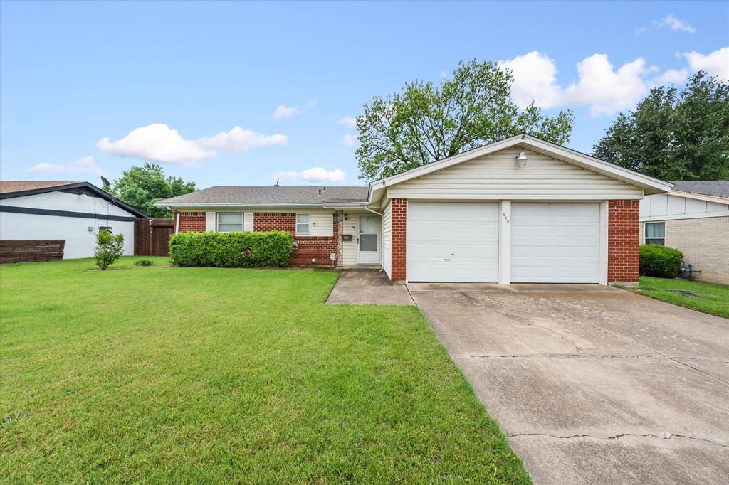 613 Whitener Road, Euless, TX 76040