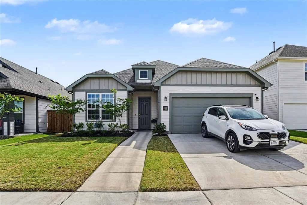 8134 Grotto Drive, Royse City, TX 75189