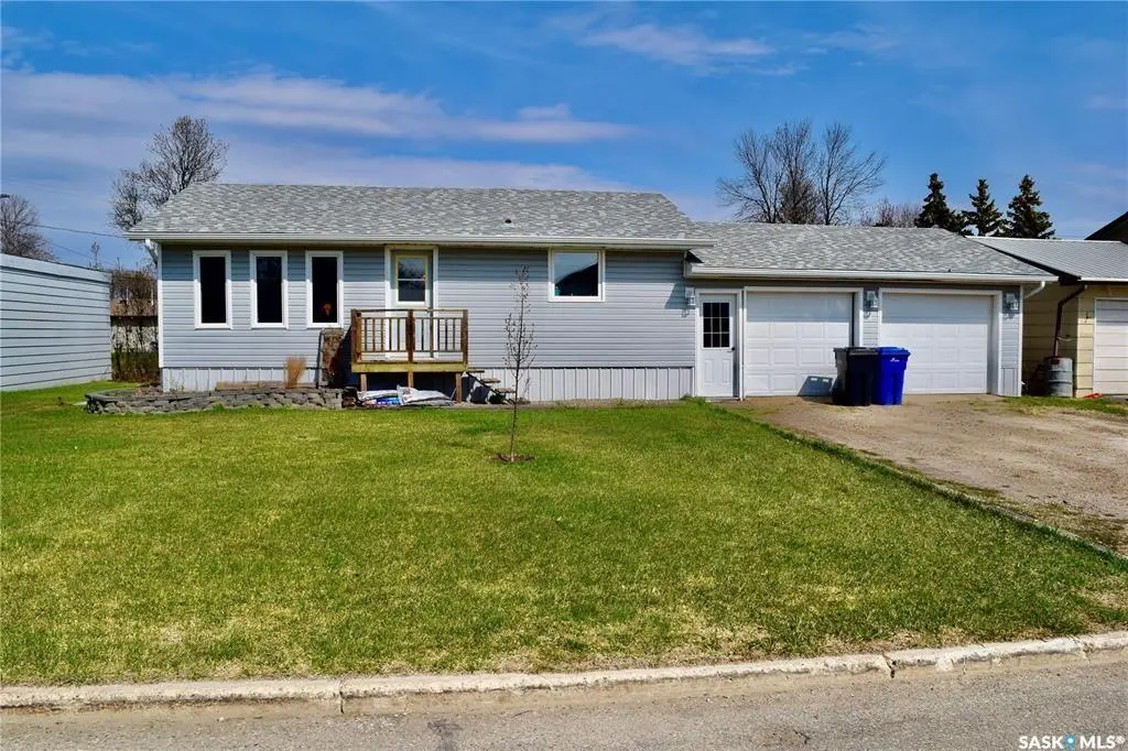 4 Roberts STREET, Redvers, SK S0C 2H0
