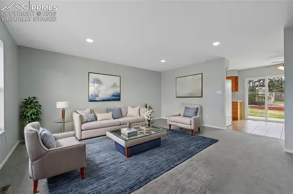 6550 Snowbird DR, Colorado Springs, CO 80918