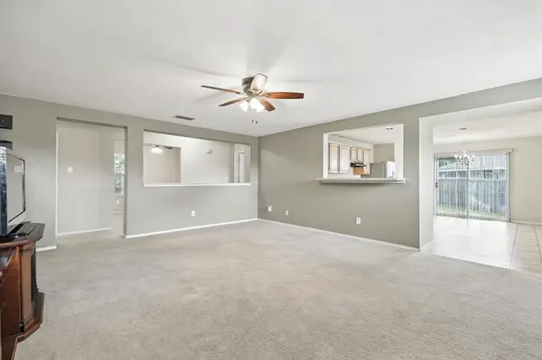 1101 Castle Top Drive, Fort Worth, TX 76052