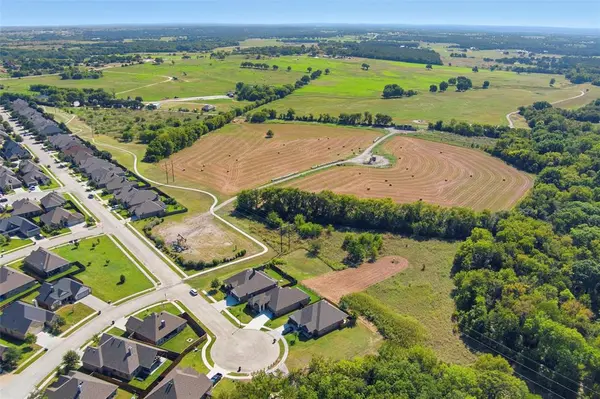 1 South Martin Extension, Decatur, TX 76234