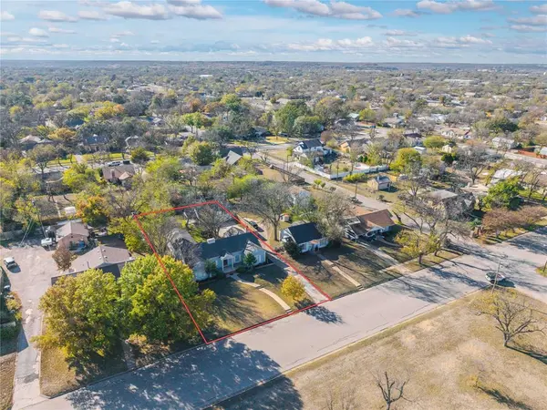 2005 1st Street, Brownwood, TX 76801