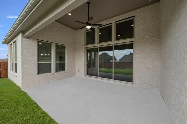 9932 Casa Frontera Drive, Fort Worth, TX 76179