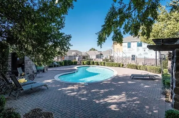 5107 Chesterfield Place, Arlington, TX 76017