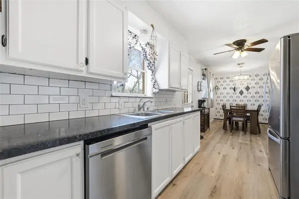 3300 Old Robinson Road, Waco, TX 76706