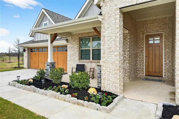 215 Frio Drive, Waxahachie, TX 75165