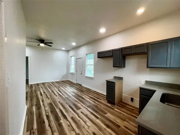 309 E Pine Street, Jacksboro, TX 76458