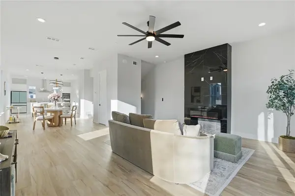 1121 Muncie Avenue, Dallas, TX 75212