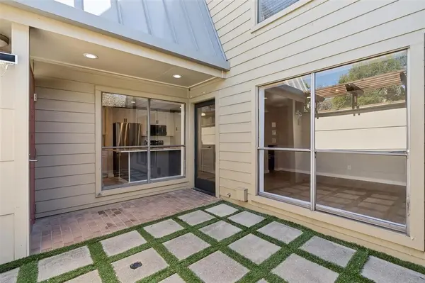 3955 Buena Vista Street #D, Dallas, TX 75204