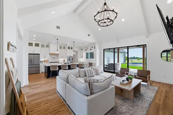 8708 Freeman Road, Sanger, TX 76266