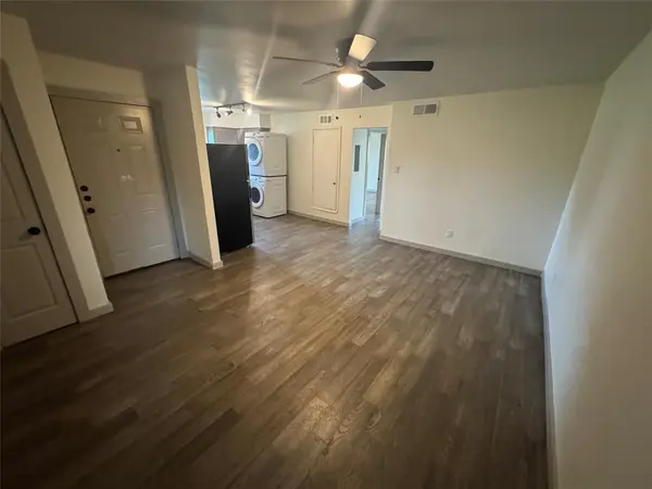 7300 Comanche #3, Lake Worth, TX 76135