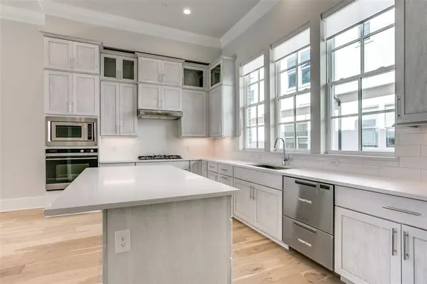 4645 New Water Lane, Dallas, TX 75219