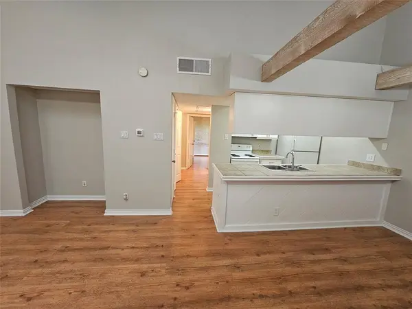 7522 Holly Hill Drive #44F, Dallas, TX 75231