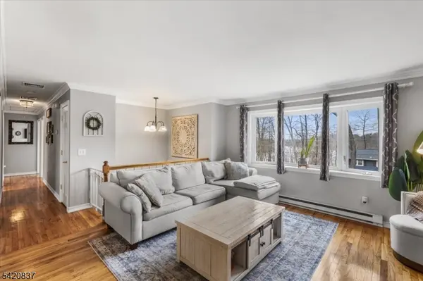 20 Lake View Dr, Byram Twp., NJ 07821