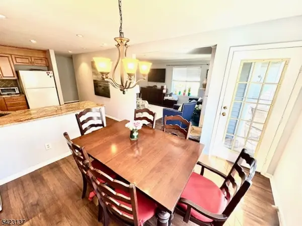 247 Riveredge Dr #247, Chatham Twp., NJ 07928