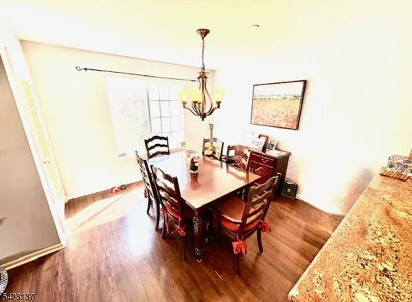 247 Riveredge Dr #247, Chatham Twp., NJ 07928