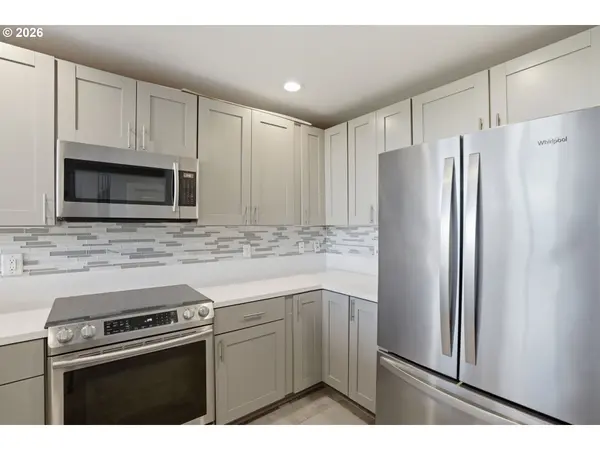 520 SE COLUMBIA RIVER DR #422, Vancouver, WA 98660