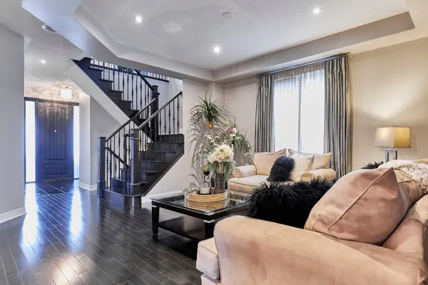 50 Rumbellow CRES, Ajax, ON L1Z 0P8