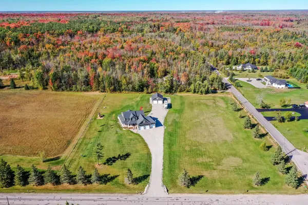 2448 Stockdale RD, Severn, ON L3V 6P9