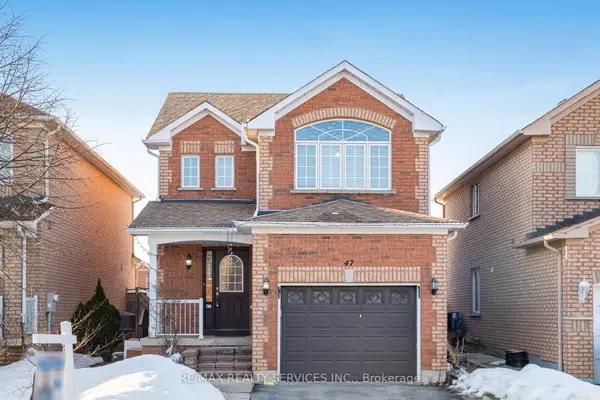 47 Twin Pines CRES, Brampton, ON L7A 1M8