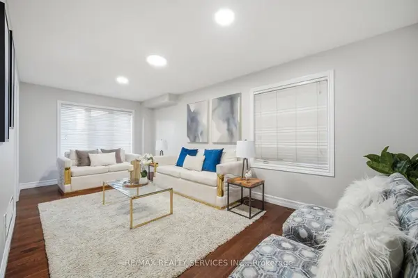 47 Twin Pines CRES, Brampton, ON L7A 1M8