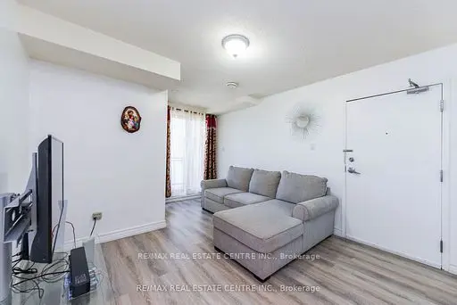 7405 Goreway DR #520, Mississauga, ON L4T 0A3