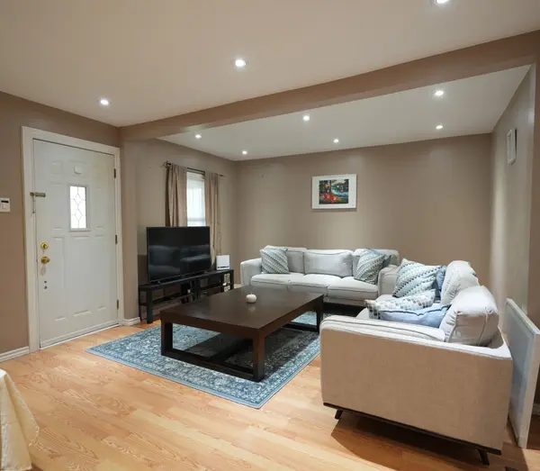 150 Spears Street, Toronto, ST, Toronto W03, ON M6N 3X7