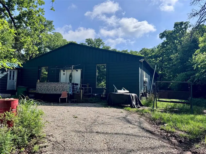 252 Nocona Drive, Nocona, TX 76255