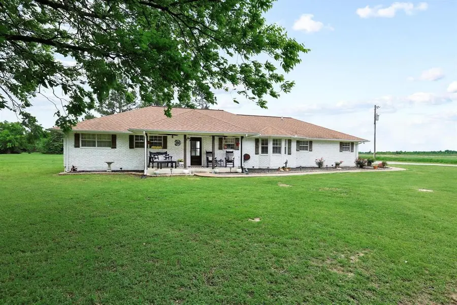 3939 Fm 2194, Celeste, TX 75423