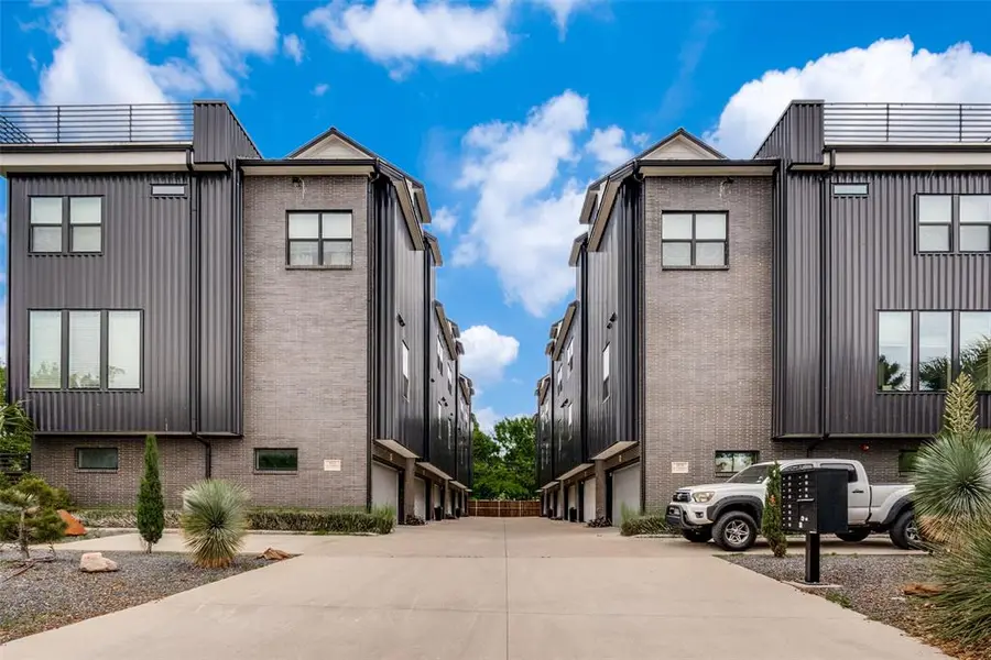 1828 N Garrett Avenue #106, Dallas, TX 75206